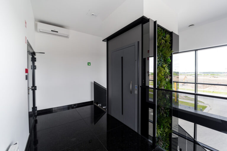 Paradis

Photo by Andrius Laucius / Lithuania ()
23 May 2023

© All rights reserved

www.era-media.net