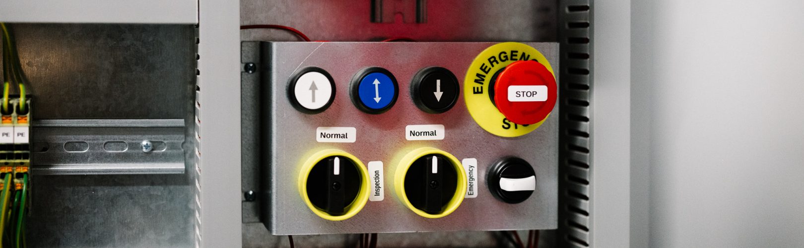 Cargo Lift Controllers that Enhance Service Speed